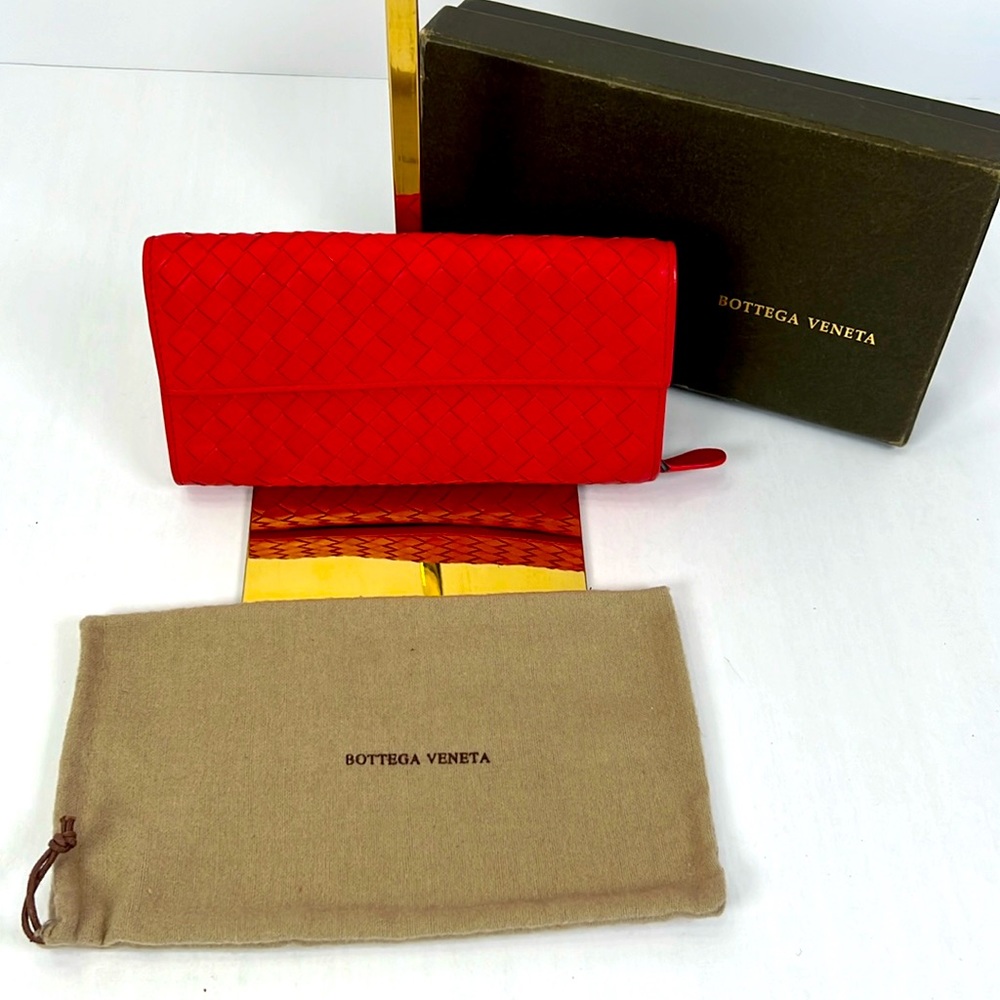SOLD🤑Bottega Veneta Red Intrecciato Leather Continental Flap Wallet
